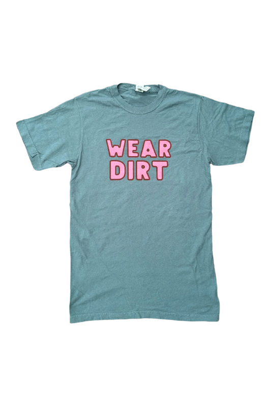 wear dirt tee