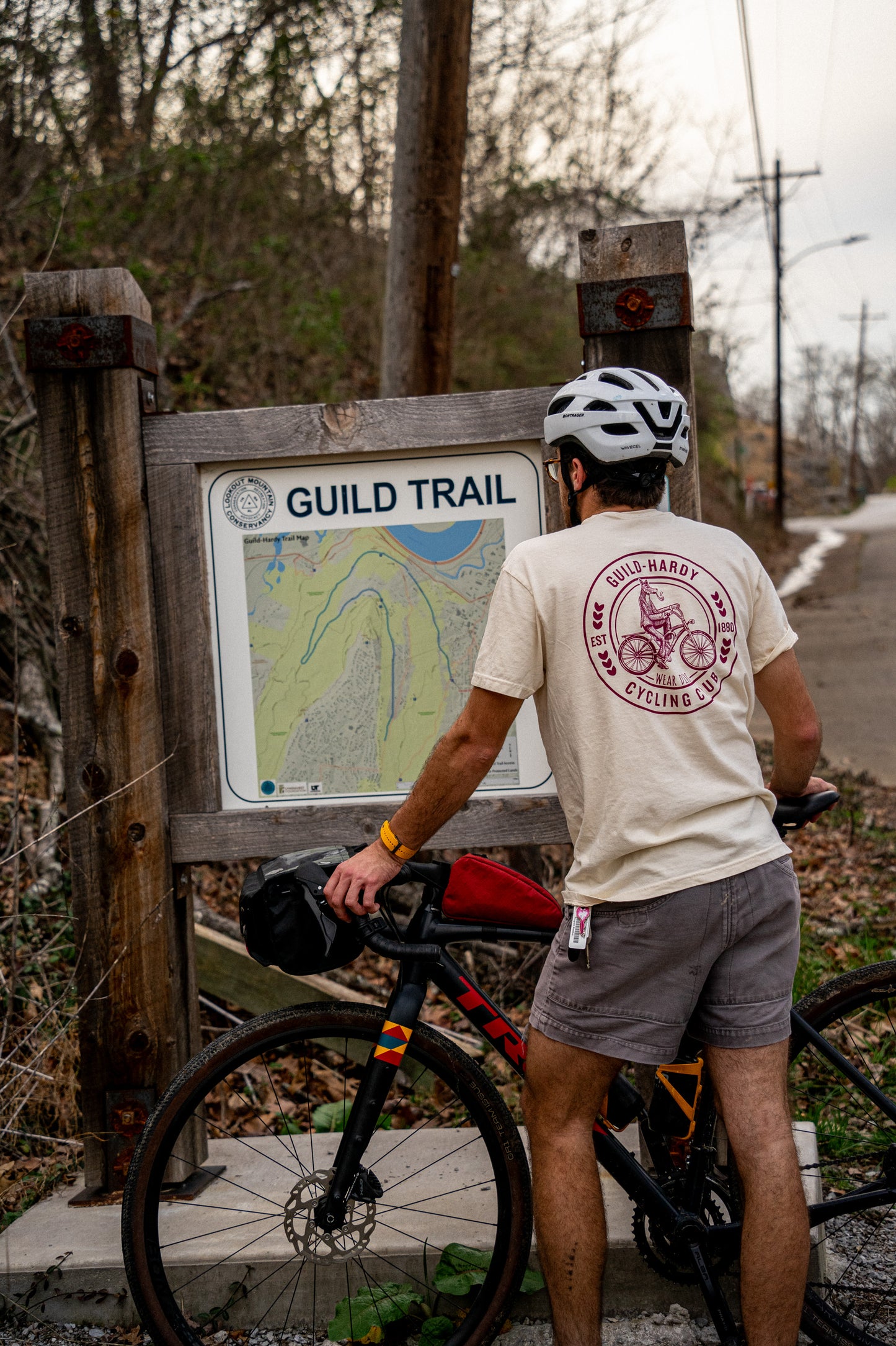 guild - hardy cycling club tee